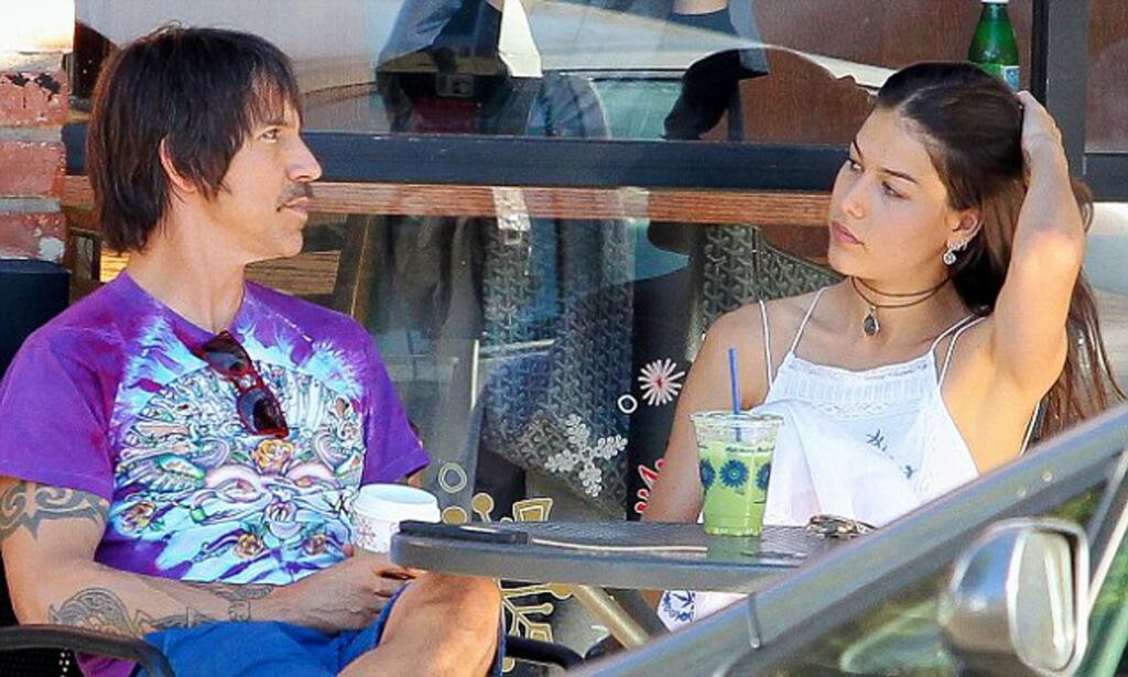 who is anthony kiedis dating