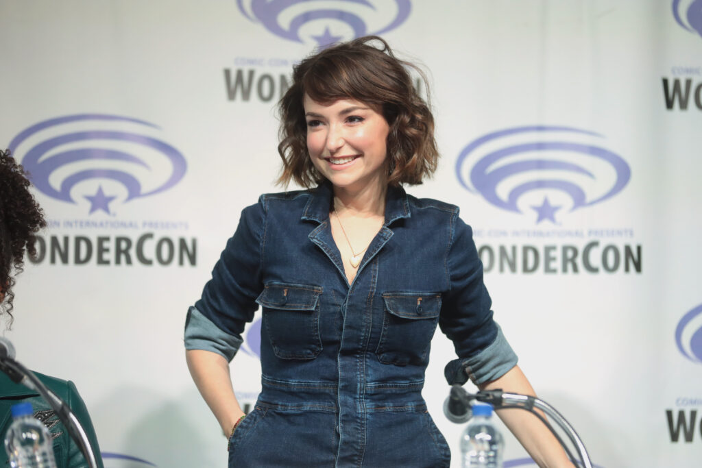 milana vayntrub relationship